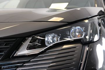 Voertuigafbeelding 6