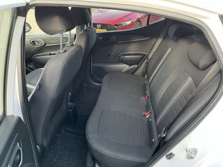 Voertuigafbeelding 8