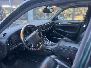 Voertuigafbeelding 27