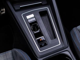 Voertuigafbeelding 36