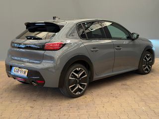 Voertuigafbeelding 4