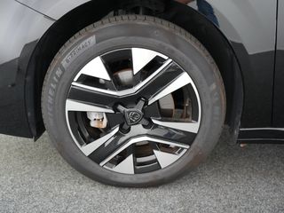 Voertuigafbeelding 11