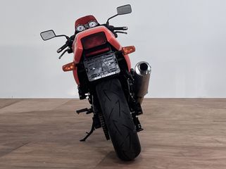 Voertuigafbeelding 9