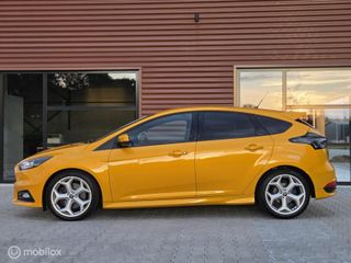 Voertuigafbeelding 3