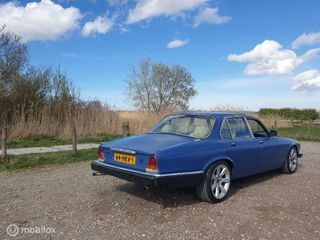 Voertuigafbeelding 8