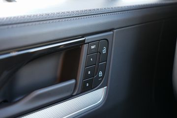 Voertuigafbeelding 36