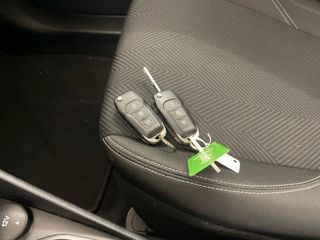 Voertuigafbeelding 15