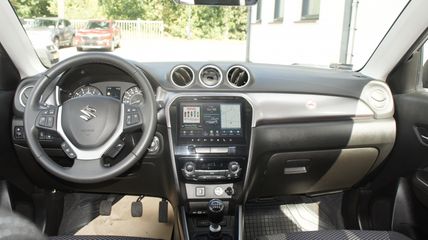 Voertuigafbeelding 9