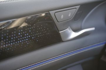 Voertuigafbeelding 38