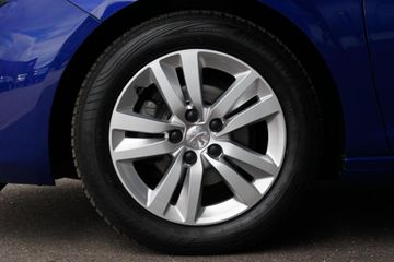 Voertuigafbeelding 2