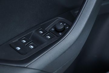 Voertuigafbeelding 38