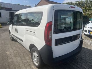 Voertuigafbeelding 2