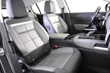 Voertuigafbeelding 2