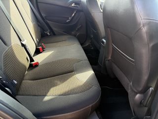 Voertuigafbeelding 48