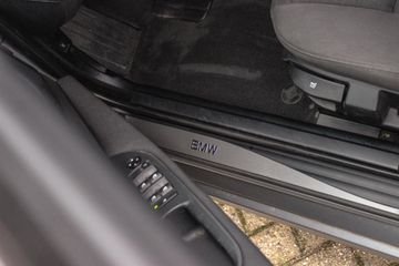 Voertuigafbeelding 31