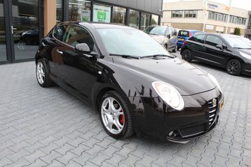 Voertuigafbeelding 3