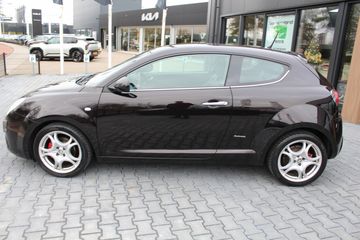 Voertuigafbeelding 8