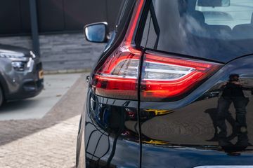 Voertuigafbeelding 11