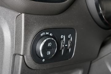 Voertuigafbeelding 18