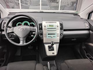 Voertuigafbeelding 6