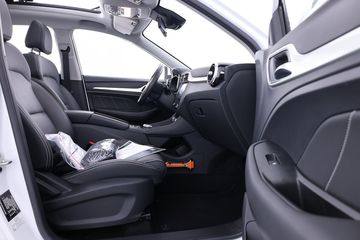 Voertuigafbeelding 6