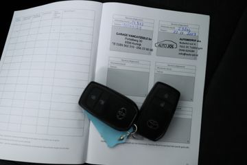 Voertuigafbeelding 8