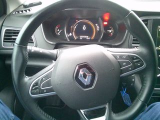 Voertuigafbeelding 10