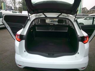 Voertuigafbeelding 16