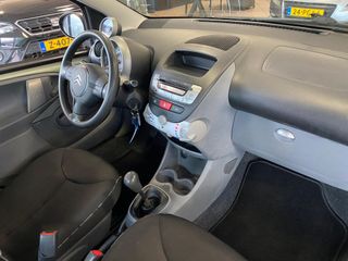 Voertuigafbeelding 12