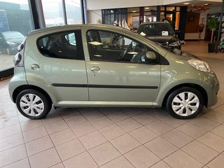 Voertuigafbeelding 4