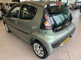 Voertuigafbeelding 5