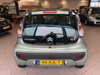 Voertuigafbeelding 7