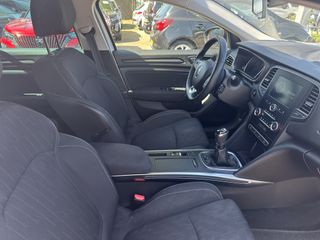 Voertuigafbeelding 10