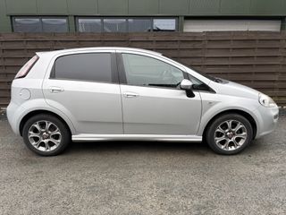 Voertuigafbeelding 12