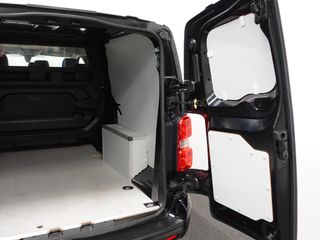 Voertuigafbeelding 32