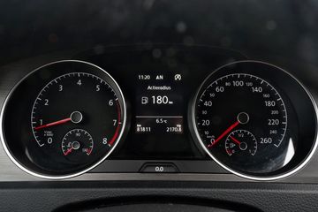 Voertuigafbeelding 12