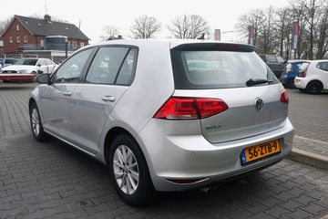 Voertuigafbeelding 5