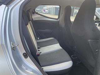 Voertuigafbeelding 13