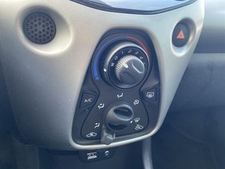 Voertuigafbeelding 16