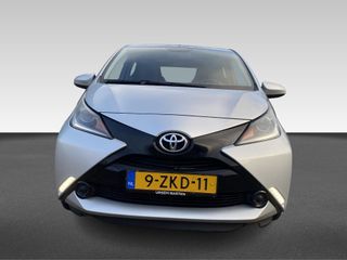 Voertuigafbeelding 6