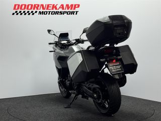 Voertuigafbeelding 11