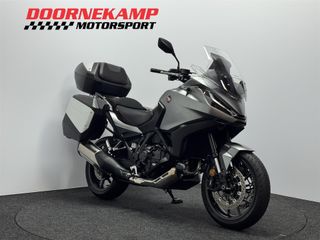 Voertuigafbeelding 2