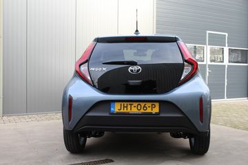 Voertuigafbeelding 5