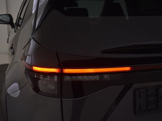 Voertuigafbeelding 13