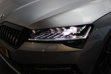 Voertuigafbeelding 24