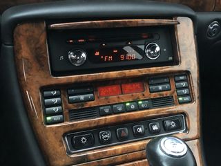 Voertuigafbeelding 12