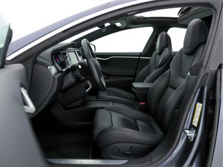 Voertuigafbeelding 8