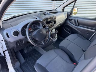 Voertuigafbeelding 12