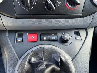 Voertuigafbeelding 24