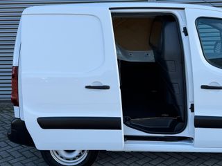 Voertuigafbeelding 7